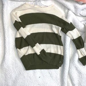 Cute never worn sweeter